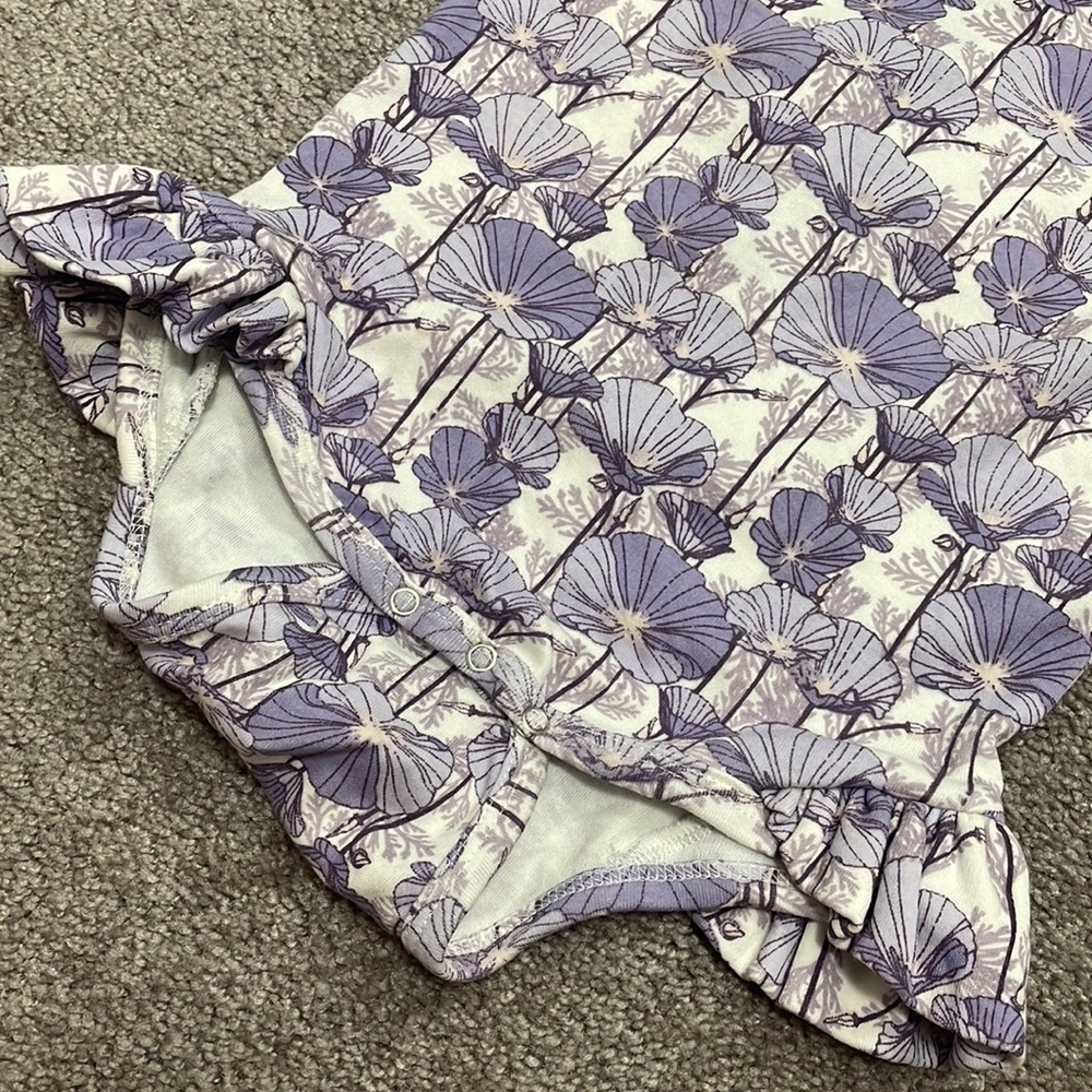 Kate Quinn Small Purple Poppy Ruffle Leg - Picture 4 of 7